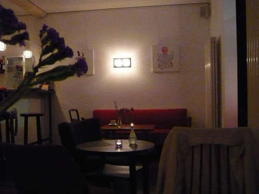 Hans Wurst Vegan Cafe - Pre... Hans Wurst Vegan Cafe - CLOSED - 13.08.10