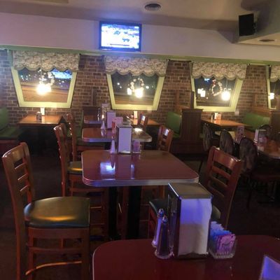 Christine's Casual Dining & Drinks - 07.01.19