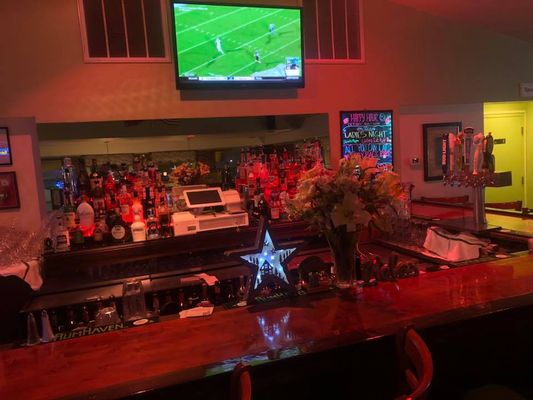Christine's Casual Dining & Drinks - 07.01.19