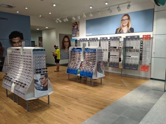 Specsavers Optometrists & Audiology - South Point Shopping Centre - 02.11.19