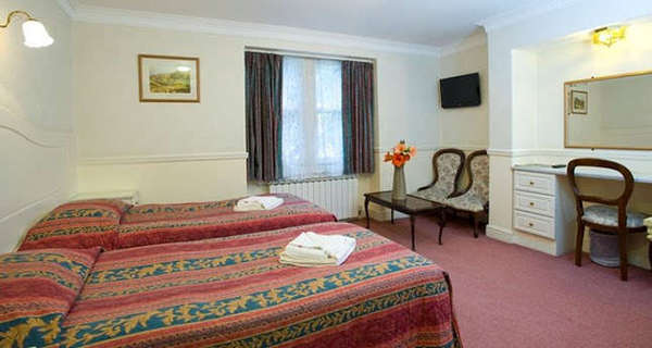 London Guards Hotel - 18.04.13