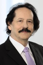 Tupalo De Berlin Ergo Versicherung Taner Karacalar
