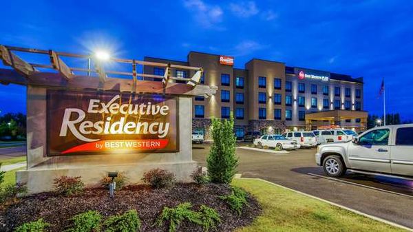 Best Western Plus Executive Residency Marion - 25.05.21