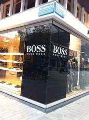 stap in esthetisch Honderd jaar Hugo Boss Store - Rotterdam, Nederland - Herenmode