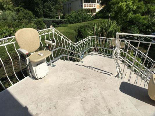 DOMILIB - Monte escalier Prix - Marseille - 22.10.18