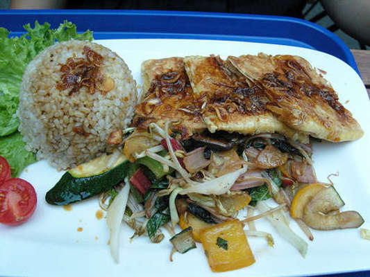 Golden Tofu-Steak Loving Hut - Vegane Küche - 12.08.10