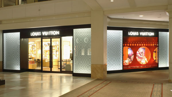 Louis Vuitton White Plains Westchester - 15.07.15